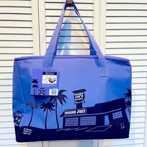 New Trader joe’s lavender large reusable insulated  COOLER BAG 8 gallons